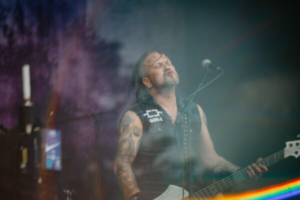 Bild vom Liveauftritt der Band Omnium Gatherum beim Summer Breeze 2025