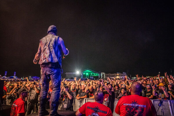 Bild vom Liveauftritt der Band Primordial beim Summer Breeze 2025