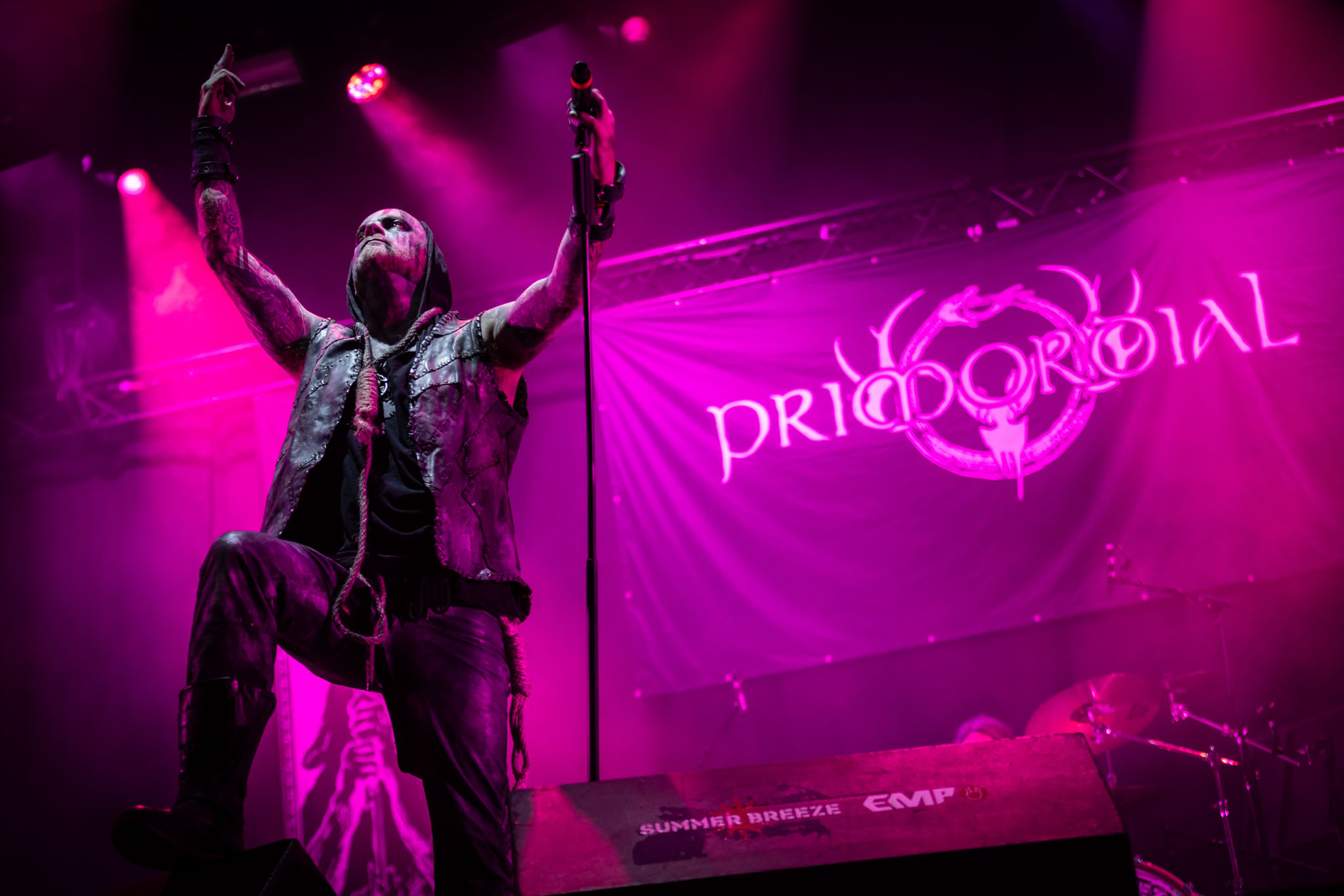 Bild vom Liveauftritt der Band Primordial beim Summer Breeze 2025