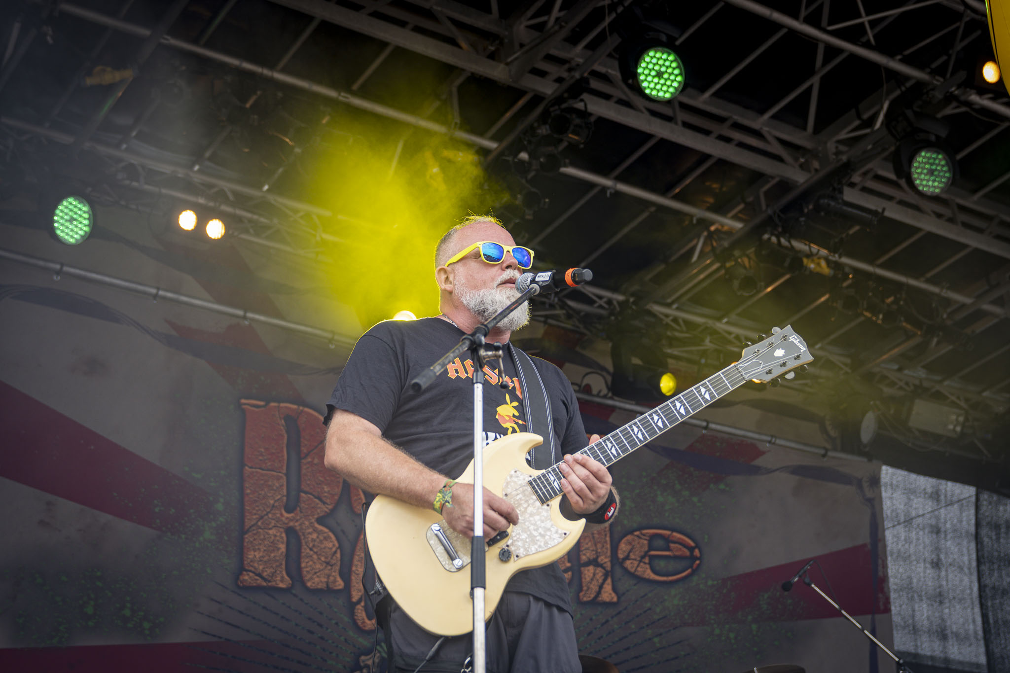 Bild vom Liveauftritt der Band Randale beim Summer Breeze 2025