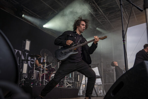 Bild vom Liveauftritt der Band Revnoir beim Summer Breeze 2025