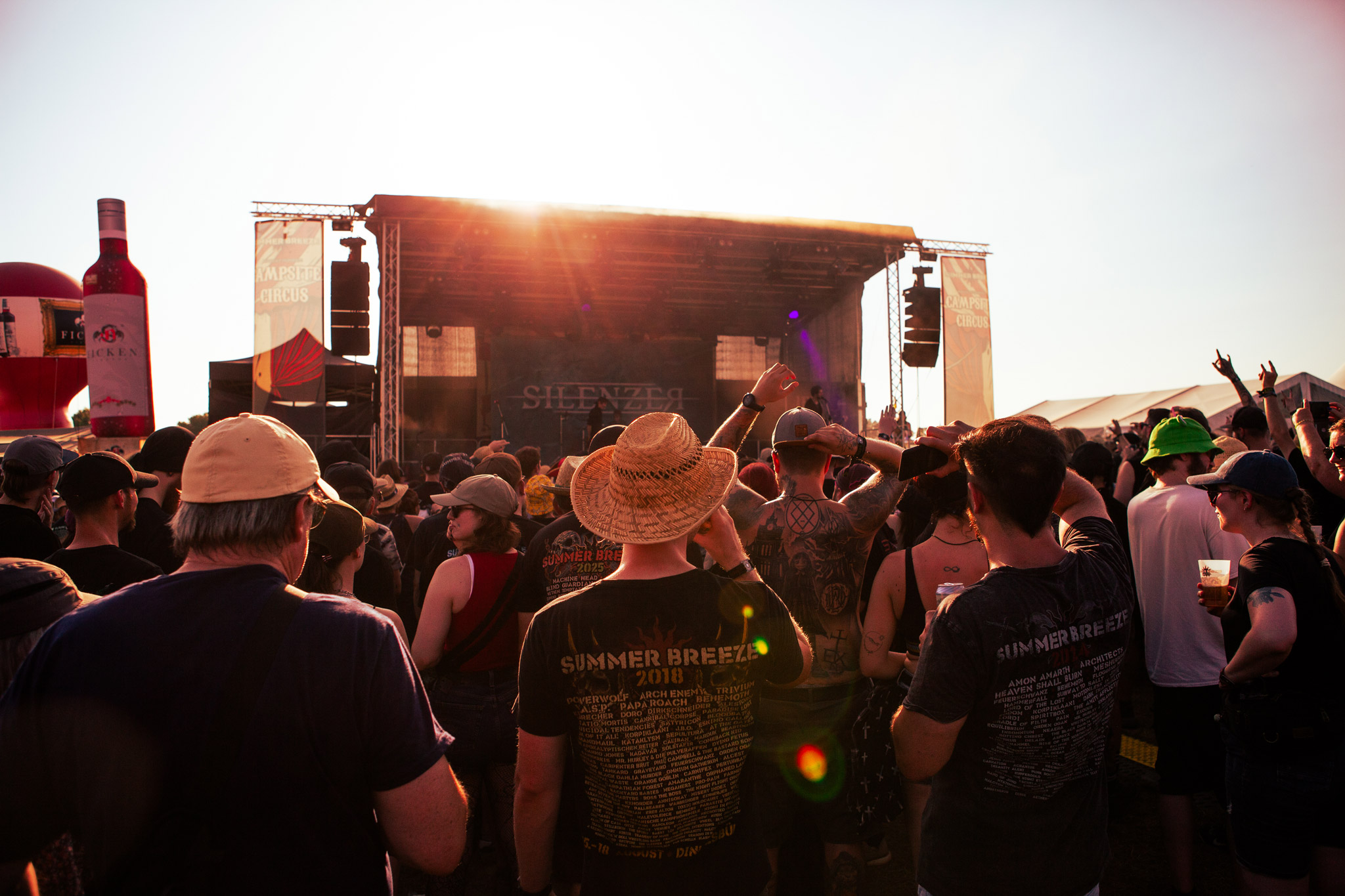 Bild vom Liveauftritt der Band Silenzer beim Summer Breeze 2025