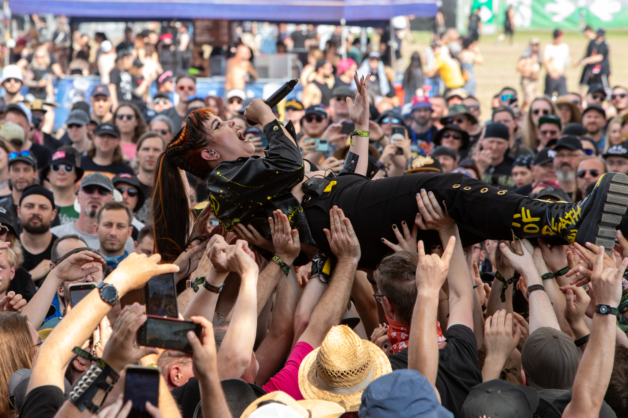 Bild vom Liveauftritt der Band Stellvris beim Summer Breeze 2025