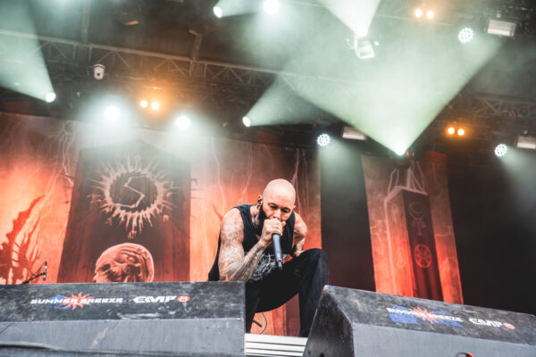 Bild vom Liveauftritt der Band Suffocation beim Summer Breeze 2025