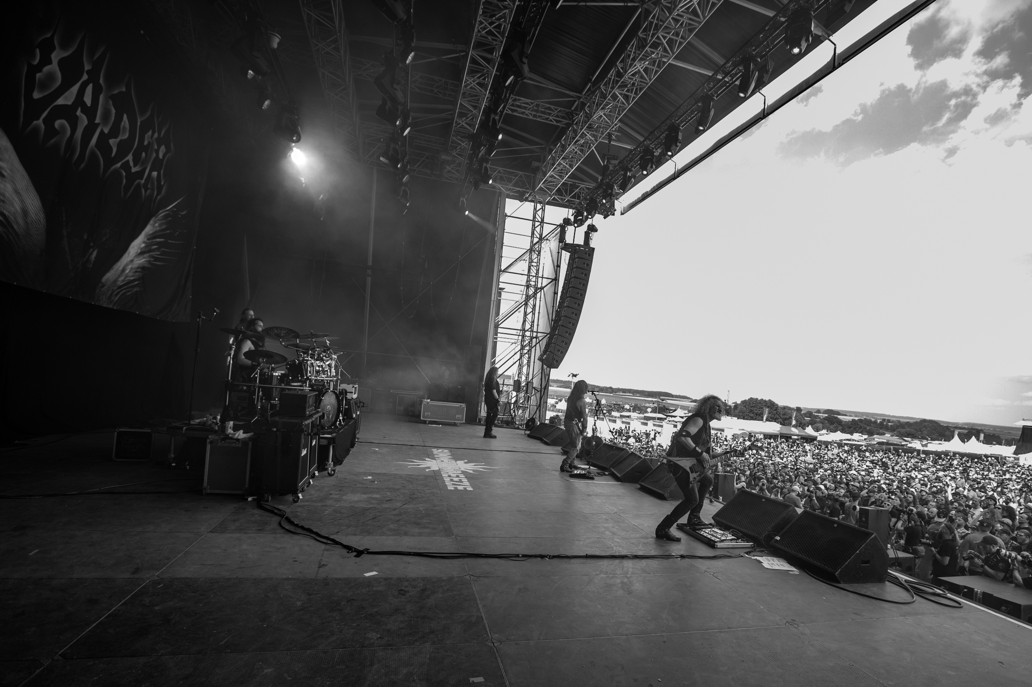 Bild vom Liveauftritt der Band Vader beim Summer Breeze 2025