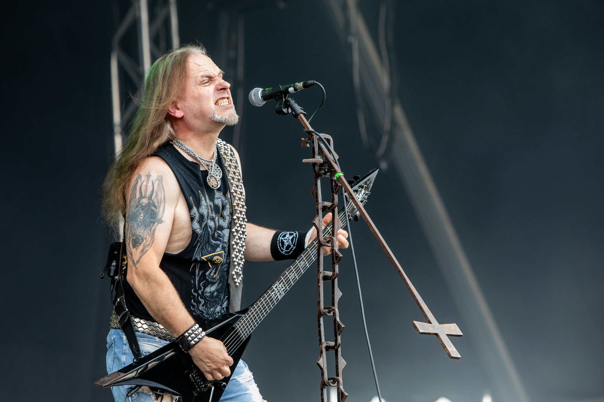 Bild vom Liveauftritt der Band Vader beim Summer Breeze 2025