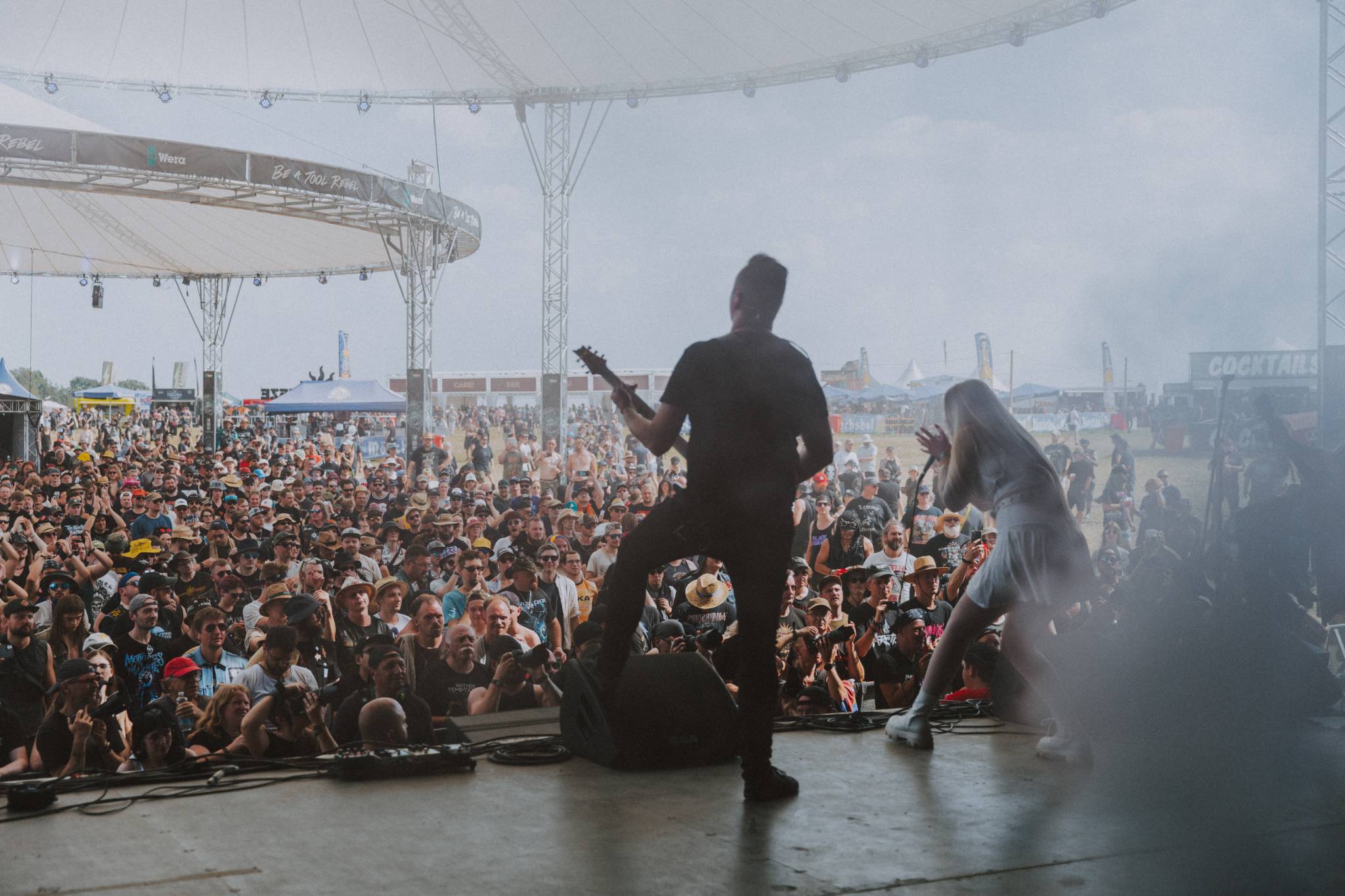 Bild vom Liveauftritt der Band Arctis beim Summer Breeze 2025