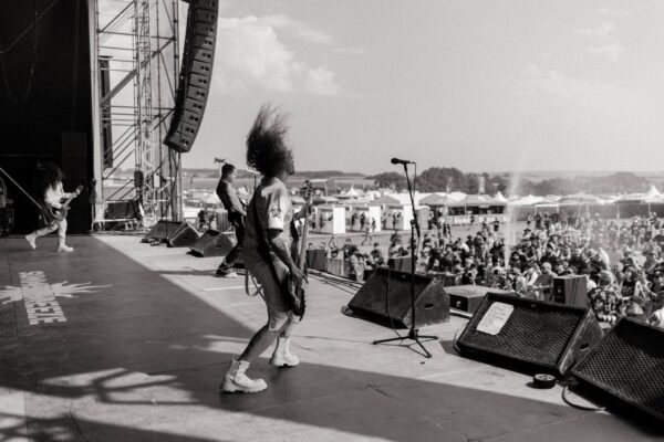 Bild vom Liveauftritt der Band Lost Society beim Summer Breeze 2025