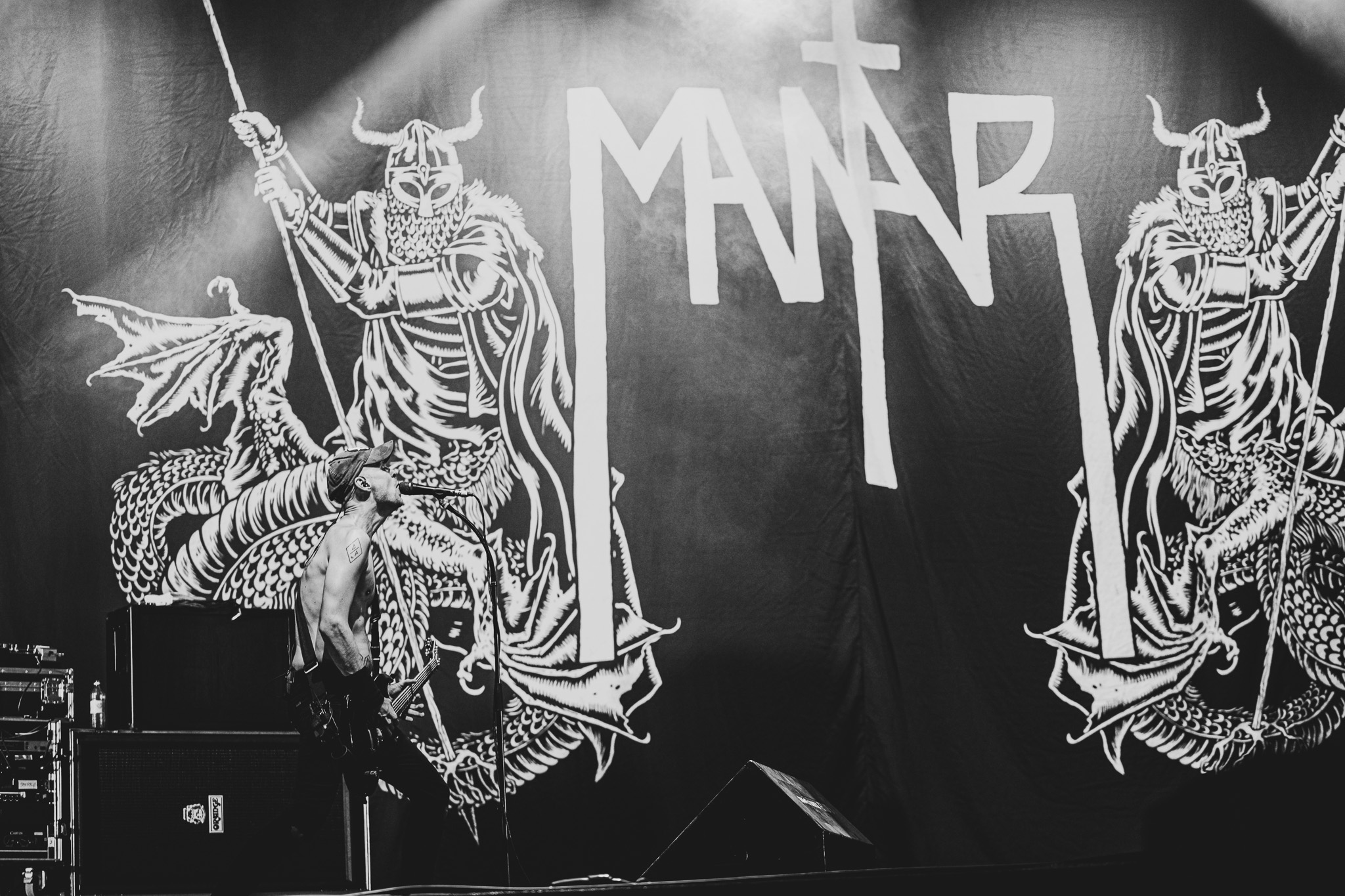 Bild vom Liveauftritt der Band Mantar beim Summer Breeze 2025