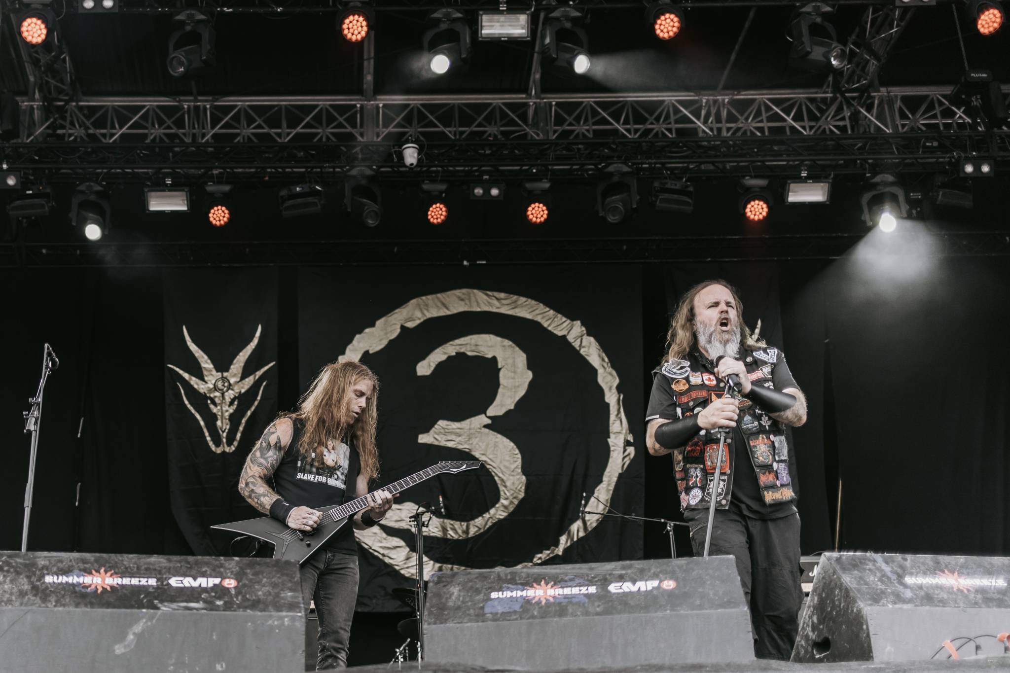 Bild vom Liveauftritt der Band 3 Inches of blood beim Summer Breeze 2025