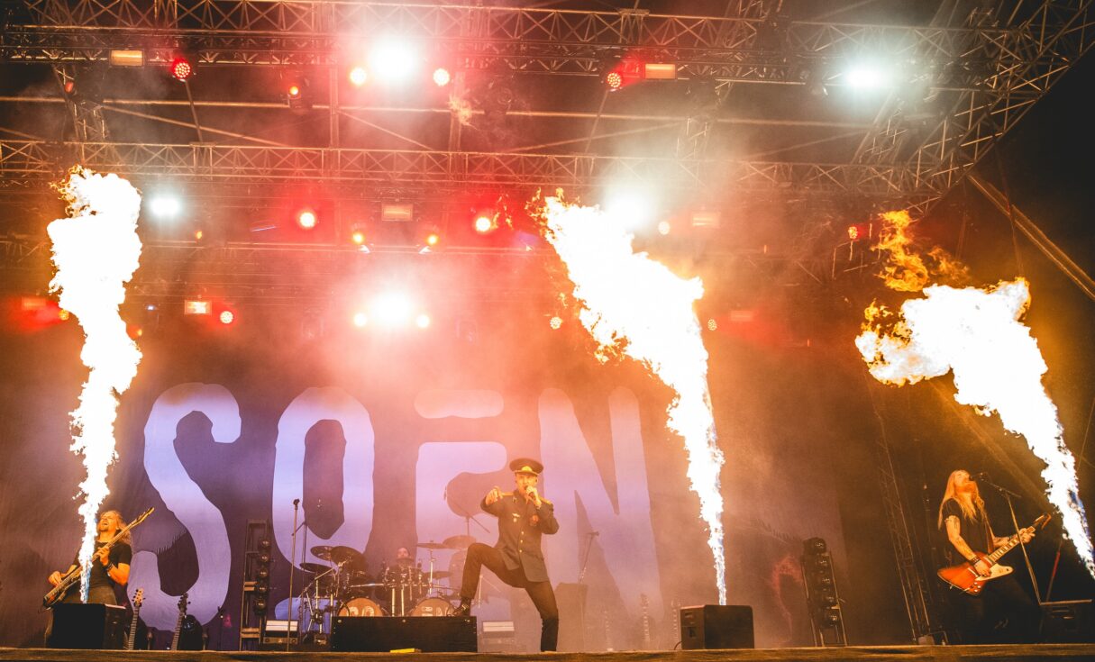 Mit Schirm, Charme und Melone - Soen